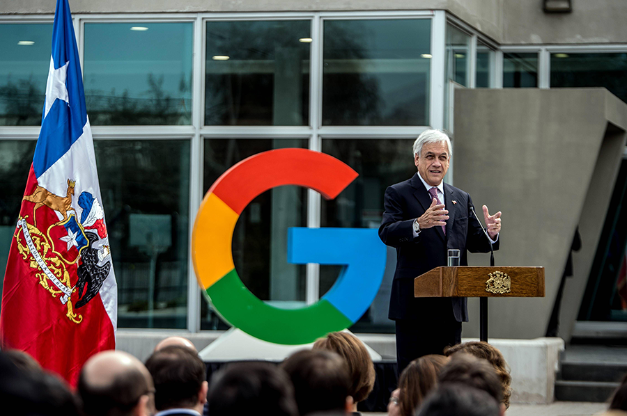  Chilean President Sebastian Pinera delivering a speech during the announcement of the expansion of Google's Chilean data centre, Quilicura, Chile, 2018 (Image/Alamy)