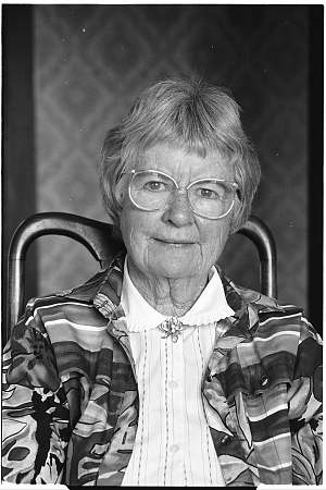 Portrait of Gwen Harwood, West Hobart, Tasmania, 1988 (photograph by Alec Bolton)