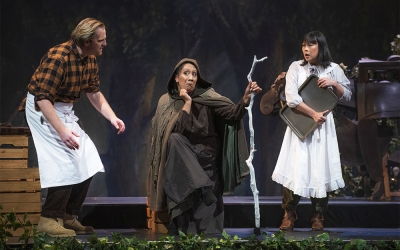 &#039;Into the Woods&#039;: A gorgeously homespun, radiant Sondheim