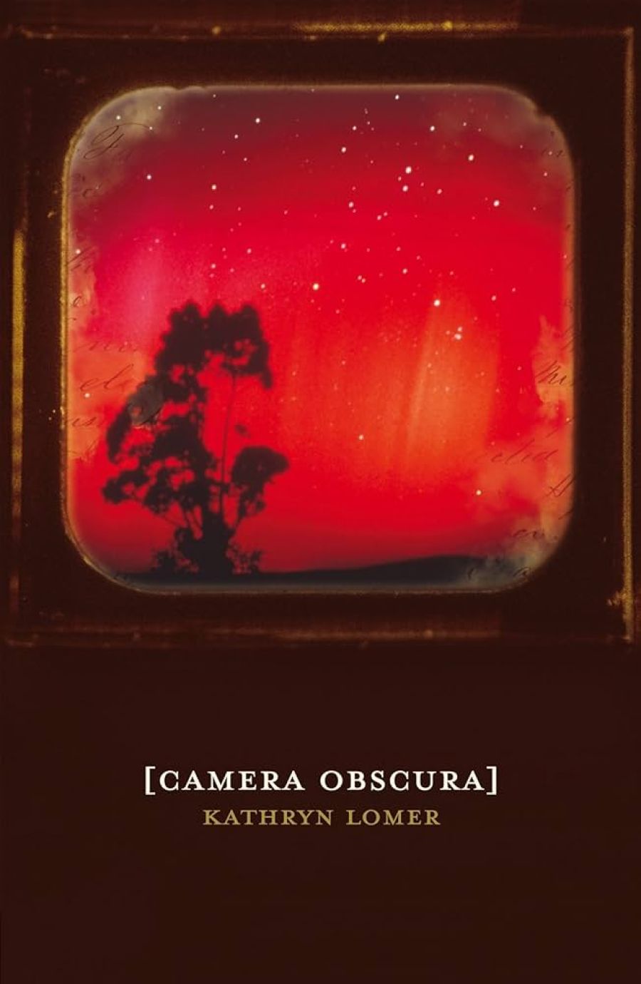 Andrew Burns reviews Camera Obscura by Kathryn Lomer
