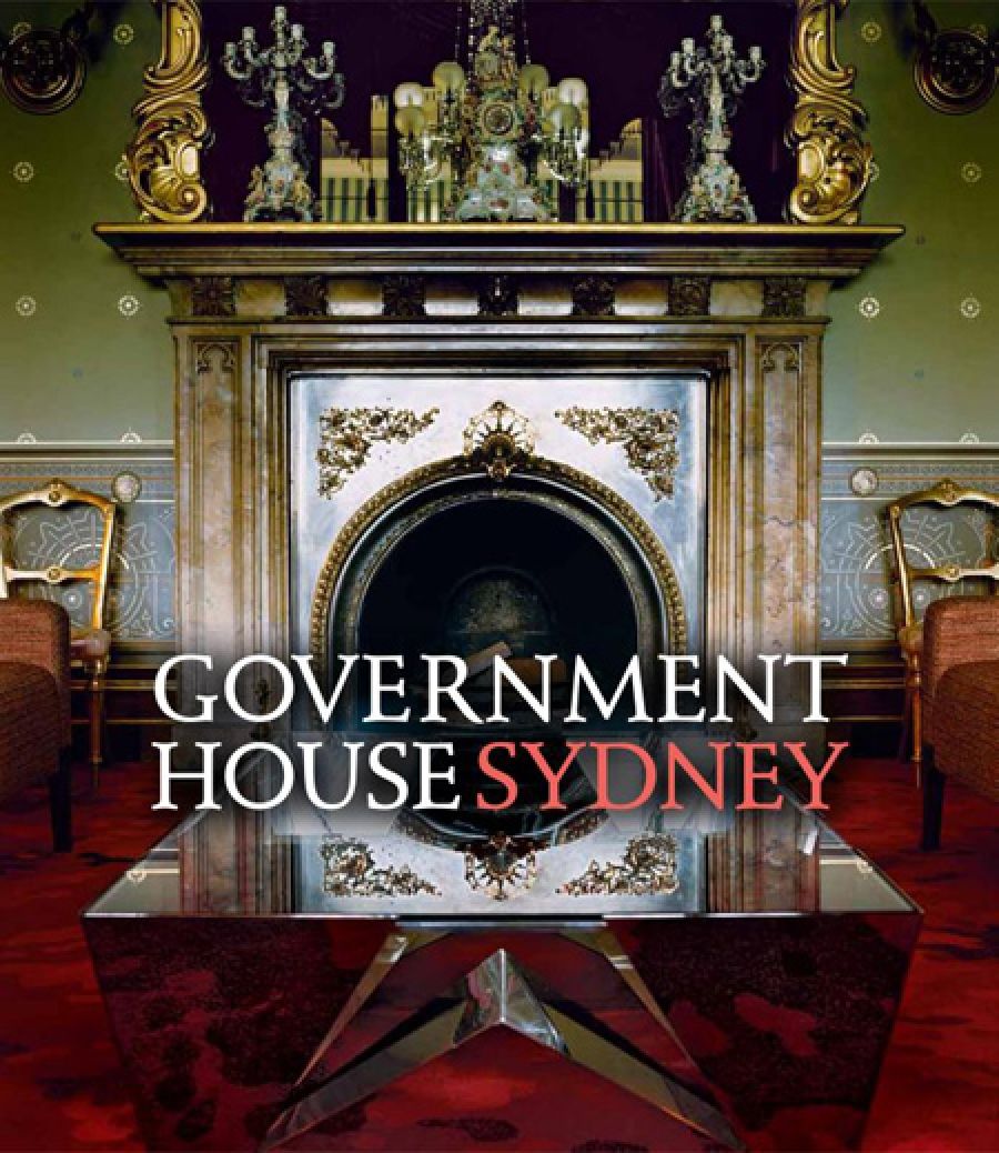Christopher Menz reviews Government House Sydney by Ann Toy and Robert Griffin
